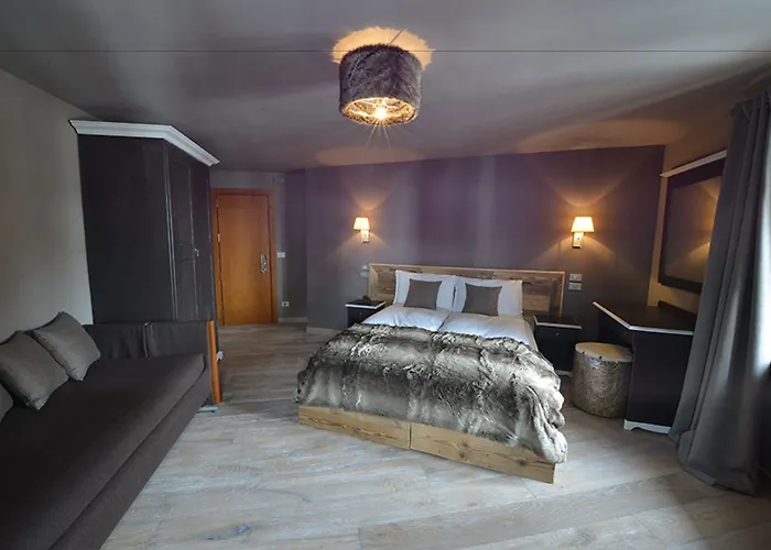 Hotell Art Grivola 4*