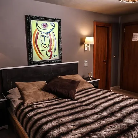 Art Grivola Hotell 4*