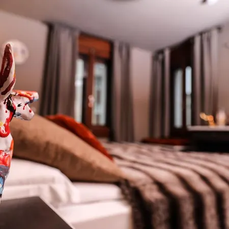 Art Grivola Hotell
