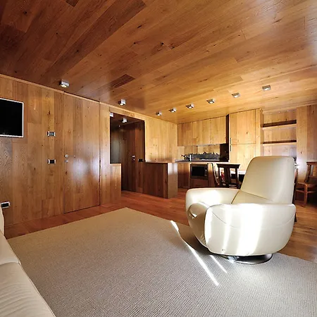 Art Grivola Hotell 4*