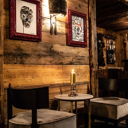 Hotell Art Grivola Breuil-Cervinia