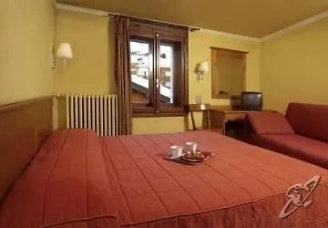 Hotel Art Grivola 4*